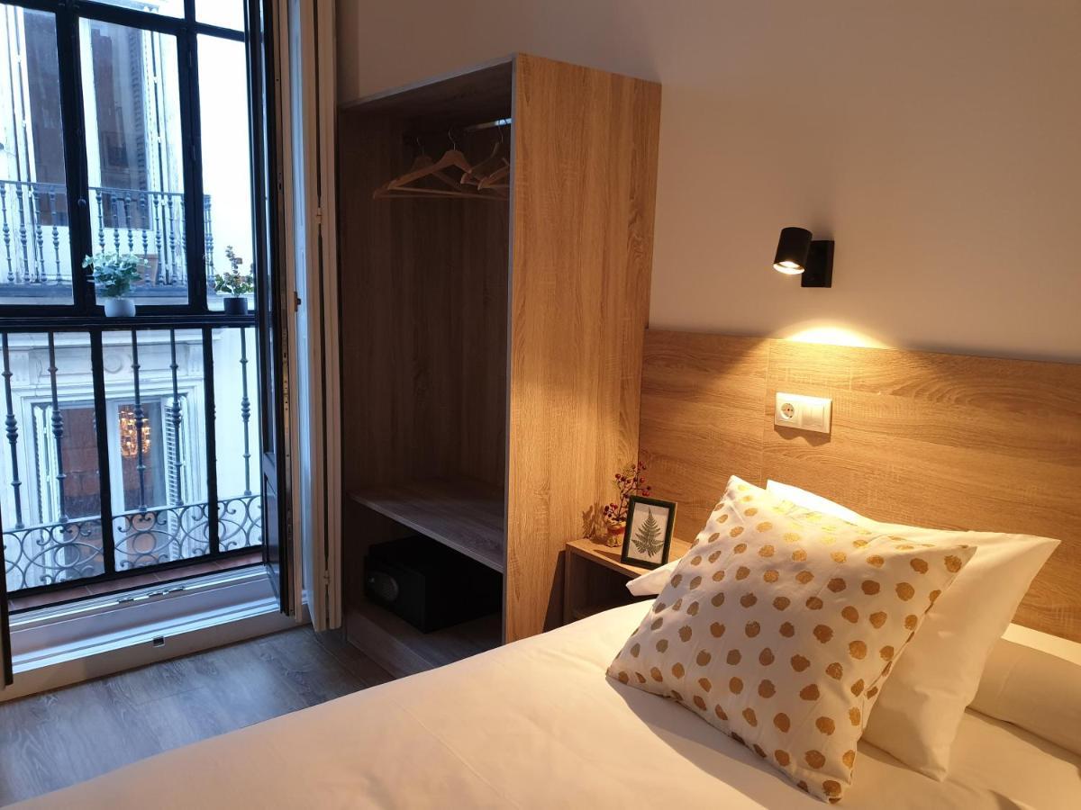 Norte Oviedo Rooms มาดริด ภายนอก รูปภาพ