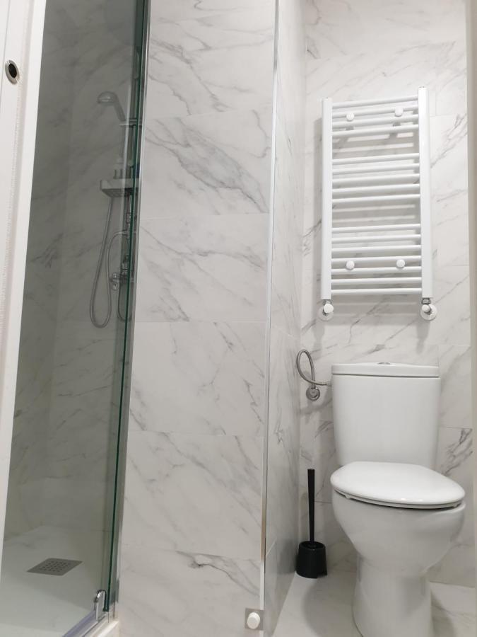 Norte Oviedo Rooms มาดริด ภายนอก รูปภาพ