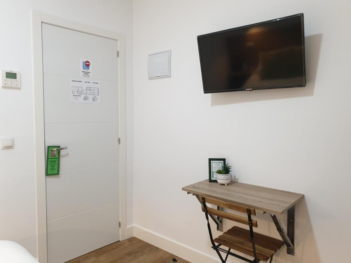 Norte Oviedo Rooms มาดริด ภายนอก รูปภาพ