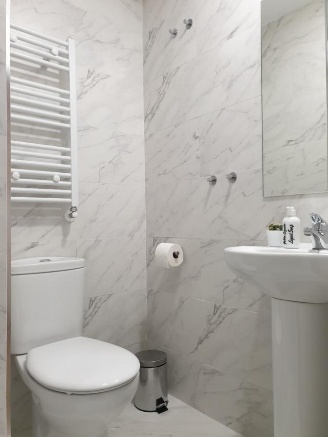 Norte Oviedo Rooms มาดริด ภายนอก รูปภาพ