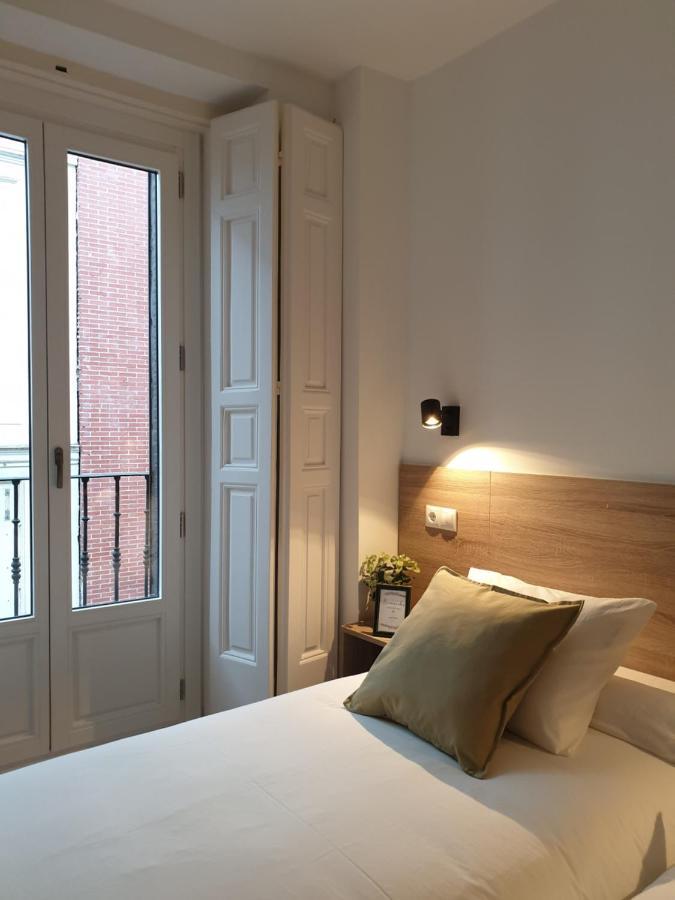 Norte Oviedo Rooms มาดริด ภายนอก รูปภาพ