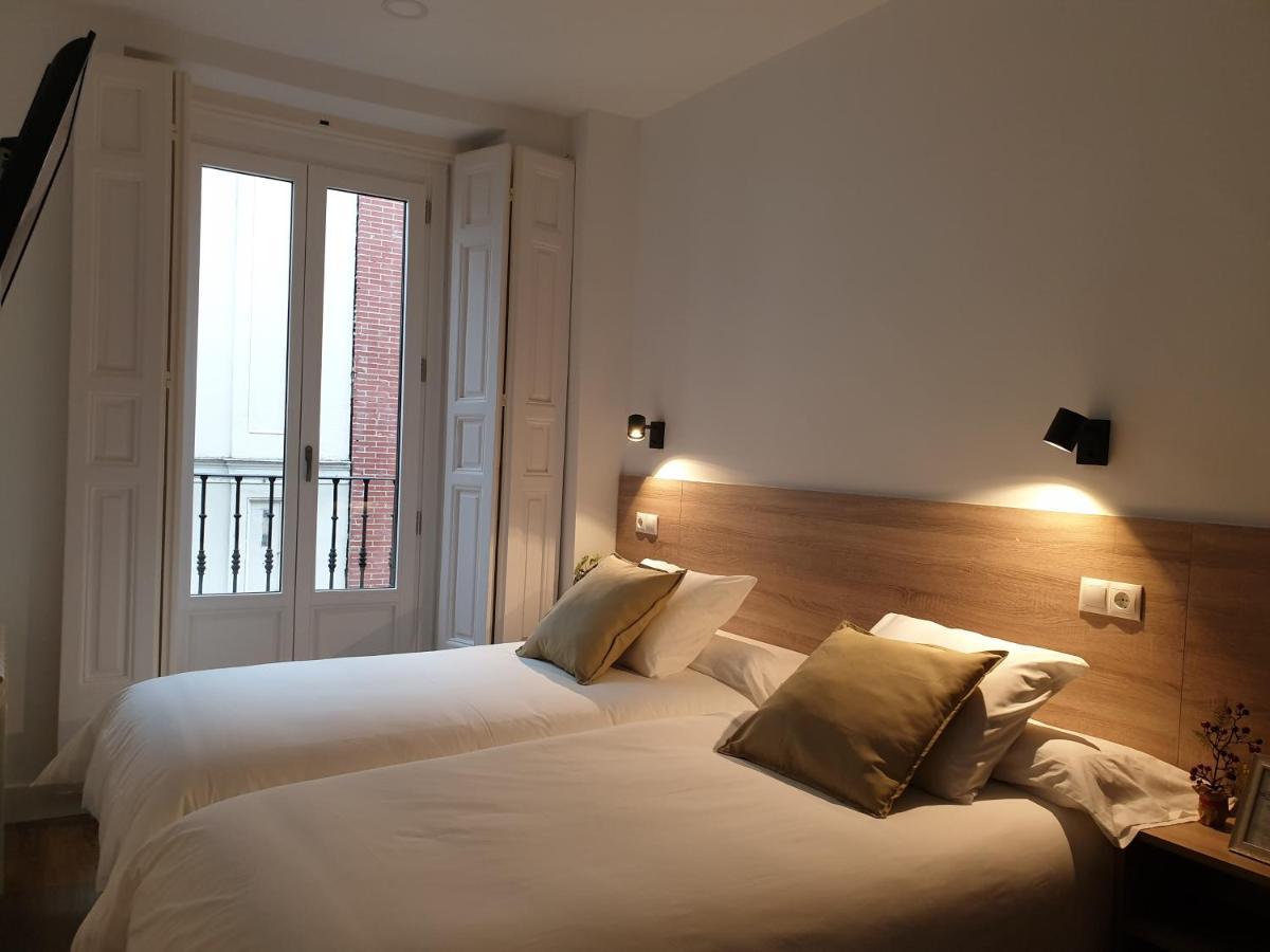 Norte Oviedo Rooms มาดริด ภายนอก รูปภาพ